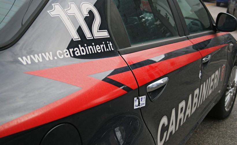 Carabinieri sono accorsi subito dopo la tragedia di Catanzaro dove Andrea Zingone ha ucciso la madre e si lanciato dal 5° piano