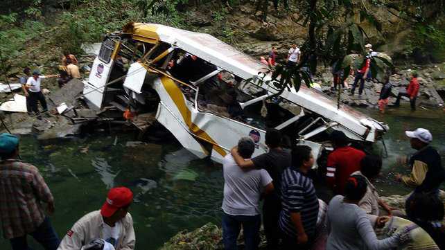 Veracruz (Messico). Bus giù dal ponte, 20 morti