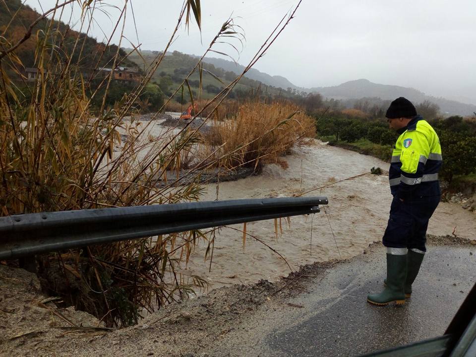 Maltempo, una foto dell'alluvione che ha colpito la Locride 