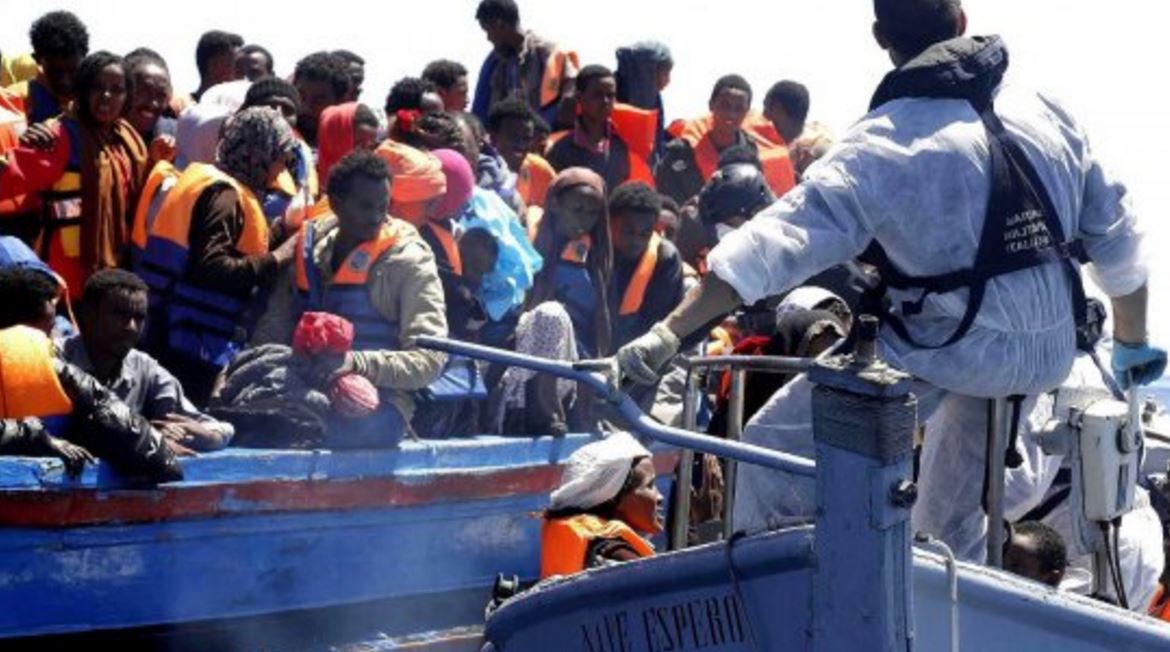 migranti navi barconi