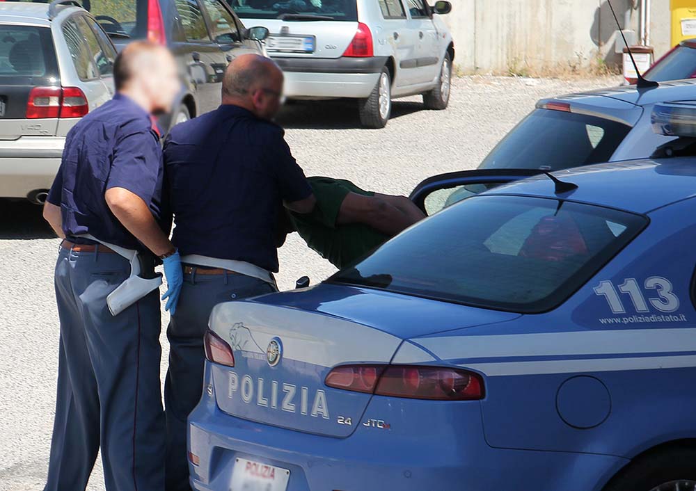 polizia arresto della volante