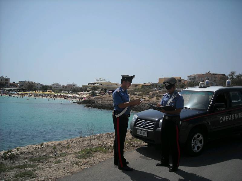 carabinieri di lampedusa