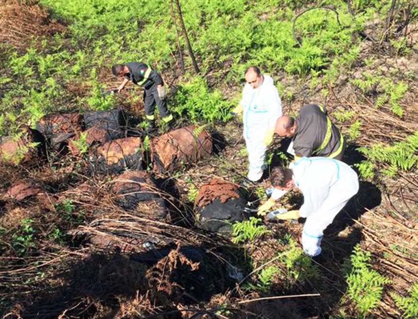 Trovati fusti sotterrati a Sorianello, disposto sequestro