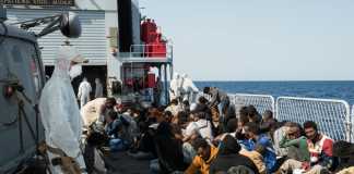 migranti soccorsi dalla Guardia Costiera