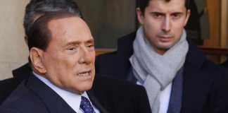 Berlusconi affaticato, ricoverato al San Raffaele per lieve malore