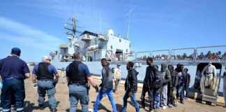 Sbarco migranti a Botricello, arrestati presunti scafisti