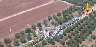 Una vista aerea del drammatico incidente ferroviario in Puglia