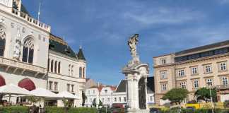 Il centro di Korneuburg, cittadina dove la polizia austriaca ha arrestato il latitante