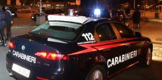 carabinieri in auto di notte