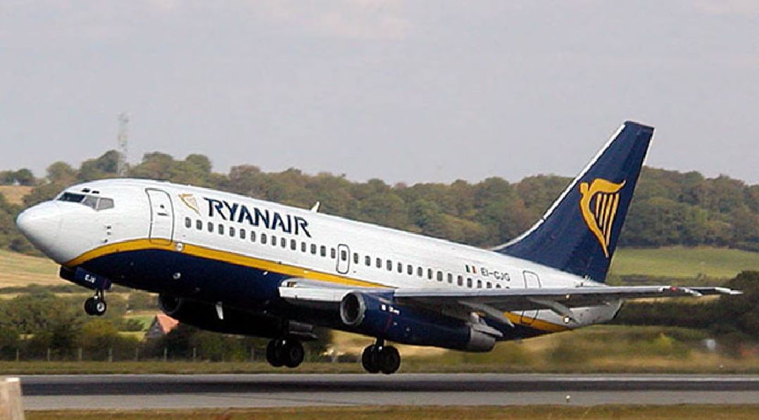 Aerei: Ryanair, da fine marzo cancellata tratta Lamezia-Roma