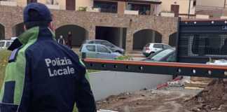 37enne trovato morto in un deposito dei vigili a Cagliari