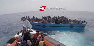 sbarco migranti guardia costiera