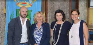 Da sinistra il presidente del consiglio comunale Caputo, Stefania Craxi, Jole Santelli e Loredana Pastore