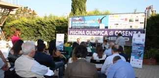 Presentato a Cosenza il XV Meeting di nuoto a Cosenza
