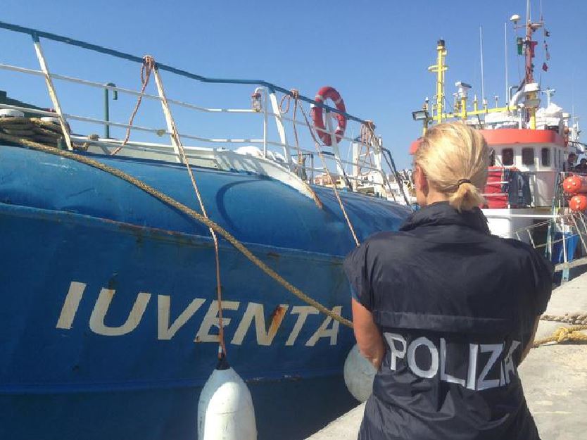 Ong migranti sequestrata Nave Iuventa