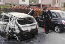 incendio auto e personale carabinieri