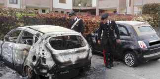 incendio auto e personale carabinieri