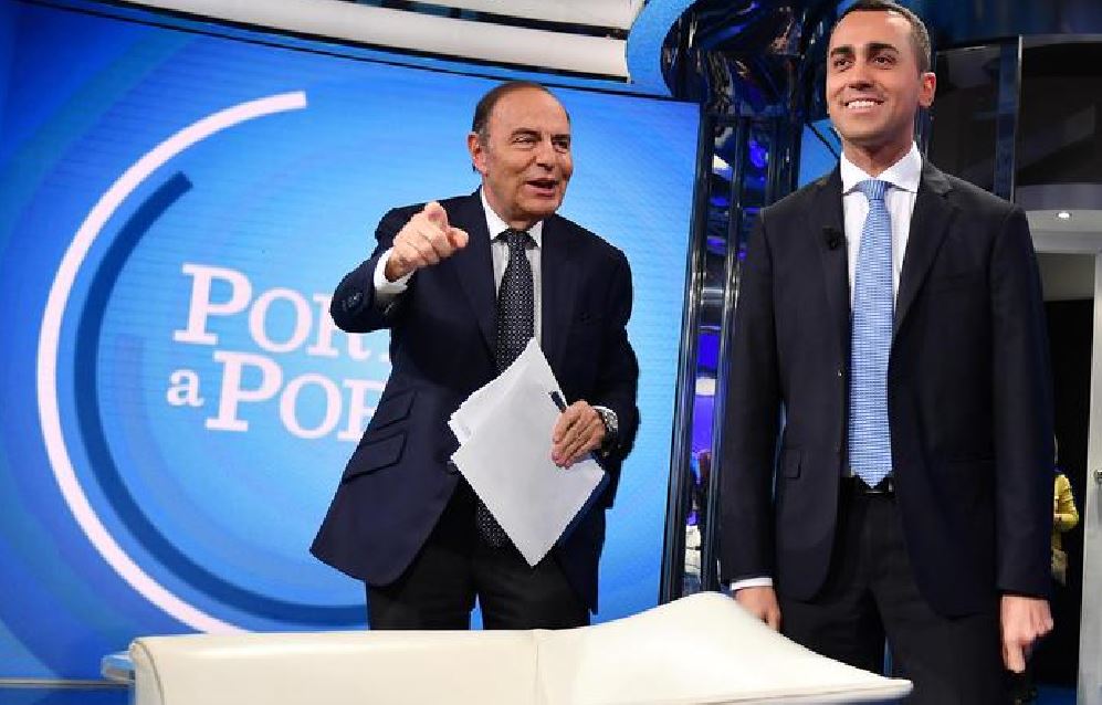 Di Maio a Porta a Porta: "Con M5S nessuno sarà sotto soglia povertà"