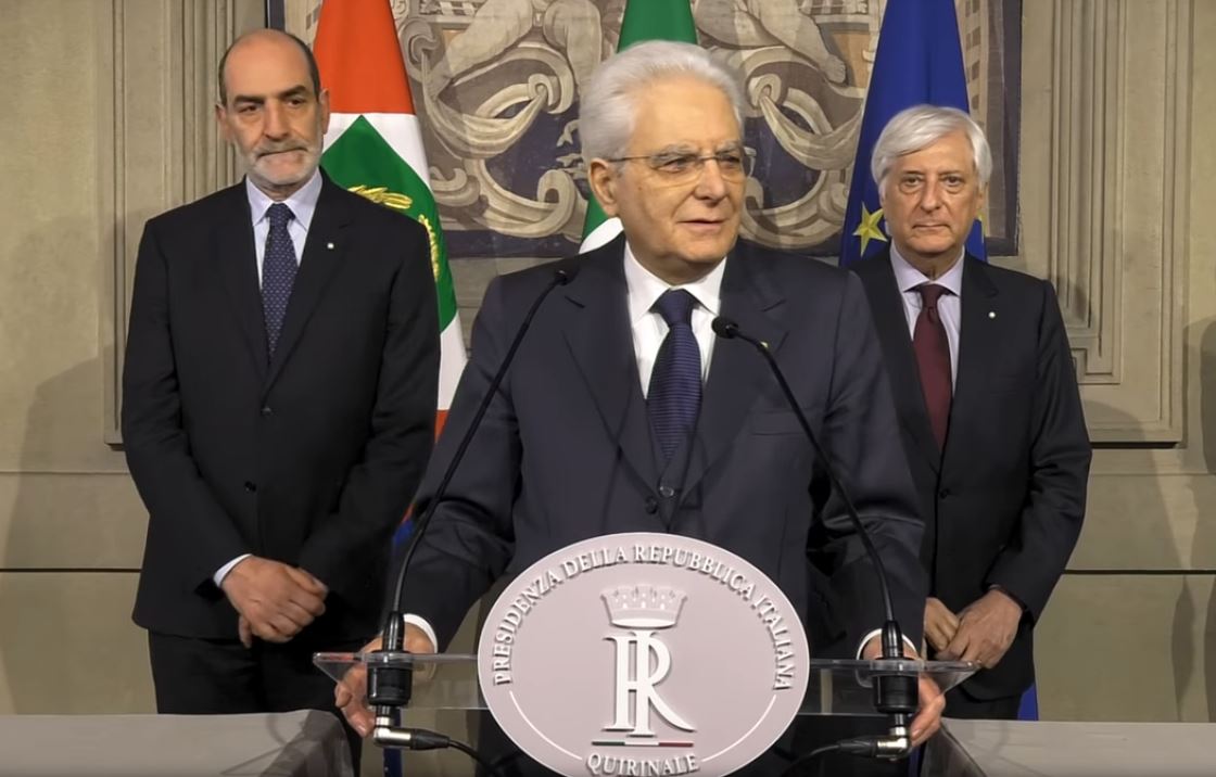 Sergio Mattarella al  termine delle consultazioni