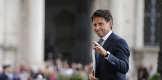 Giuseppe Conte al suo arrivo ieri al Palazzo del Quirinale