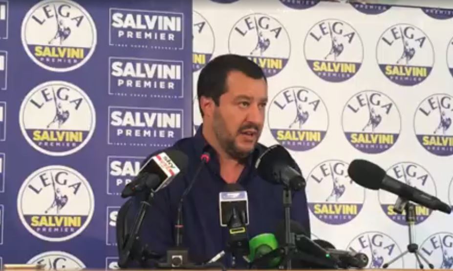 Matteo Salvini conferenza stampa milano