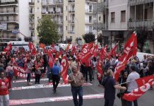 Manifestazione Cgil a Cosenza