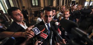 Il ministro del Lavoro e vice premier Luigi Di Maio