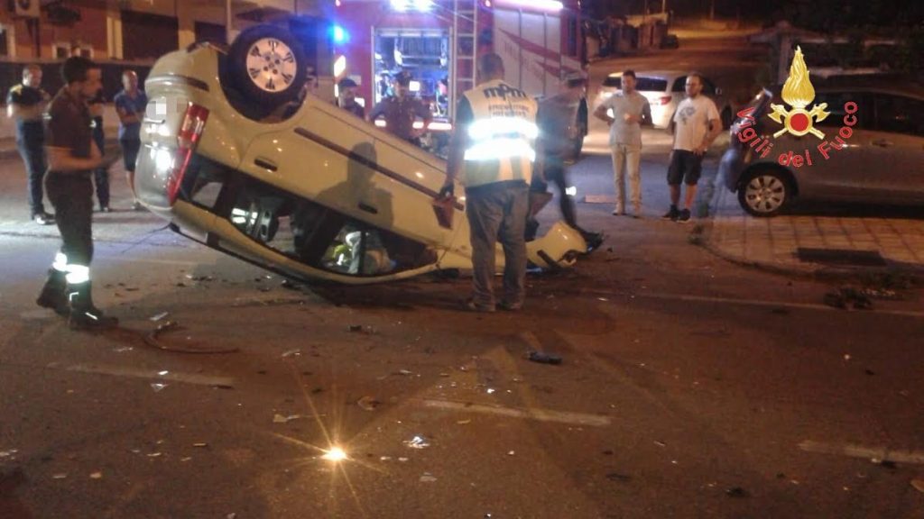 auto ribaltata incidente lamezia