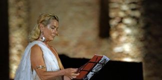 Monica Guerritore ad Armonie d'arte festival con Amore e Psiche