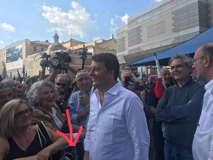 Renzi transennato Roma