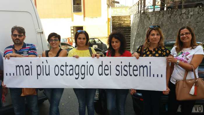 Protesta docenti a Cosenza 