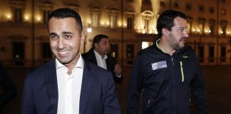 Luigi Di Maio e Matteo Salvini al termine del vertice a Palazzo Chigi