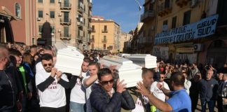 Folla ai funerali delle vittime di Casteldaccia