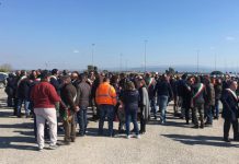 Sit-in porto Gioia Tauro lavoratori portuali