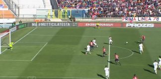 Il tiro gol di Bruccini in Cosenza Brescia