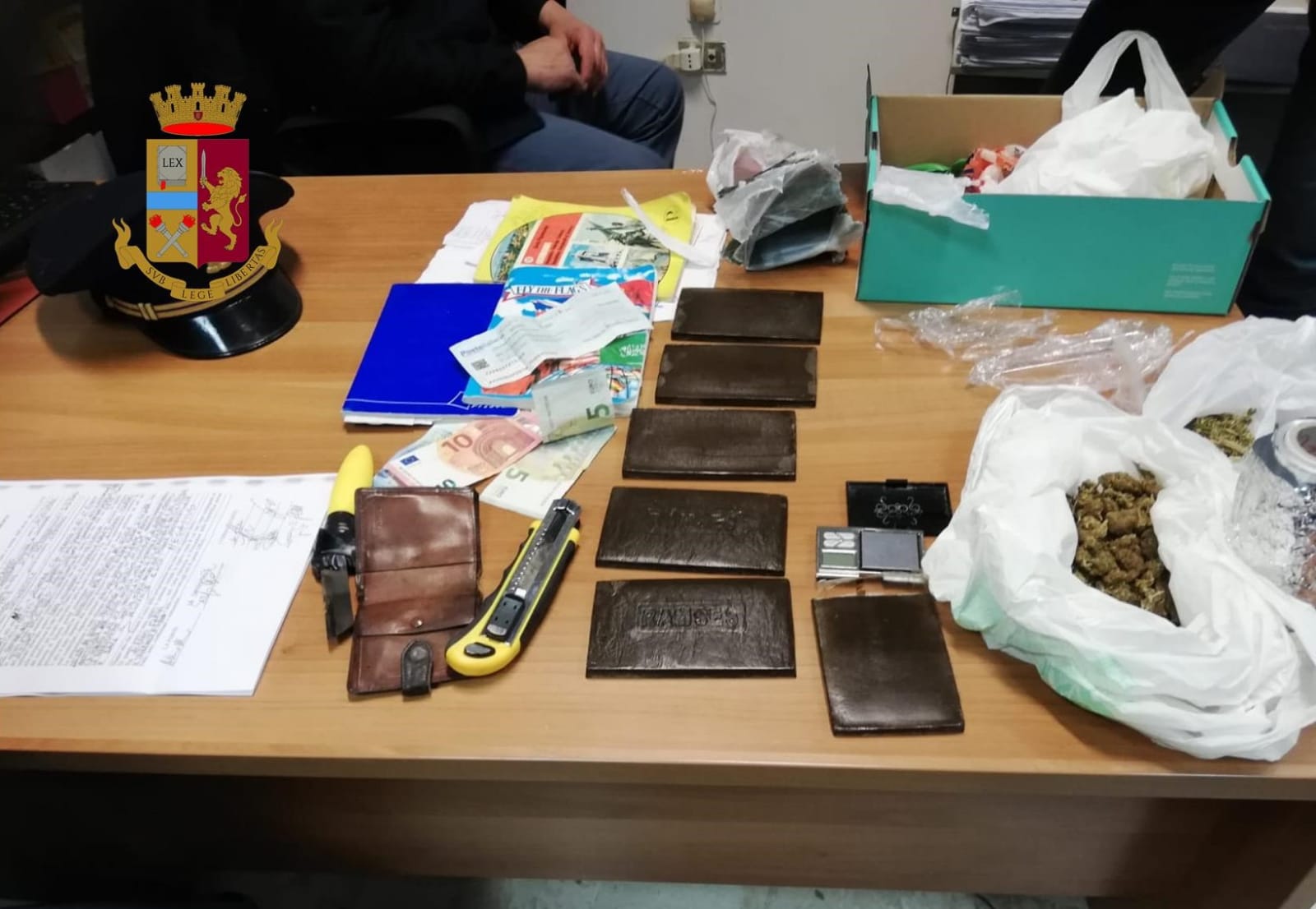 droga e altro polizia cosenza