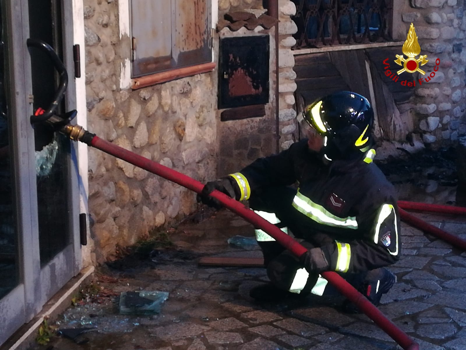 incendio villaggio Palumbo