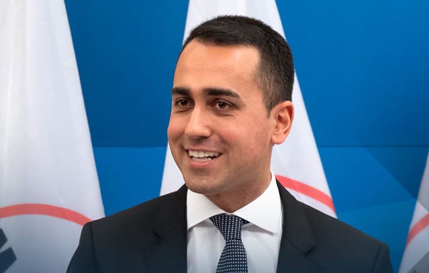 Di Maio pensa a un decreto per destinare un miliardo alle famiglie