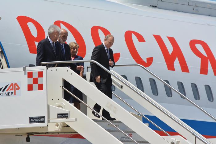 Putin è arrivato a Roma, vedrà papa, Mattarella e Conte 