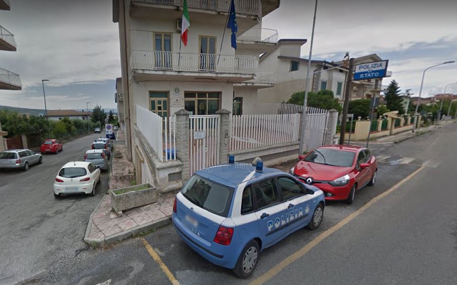 Palpeggia una ragazzina, arrestato un pensionato