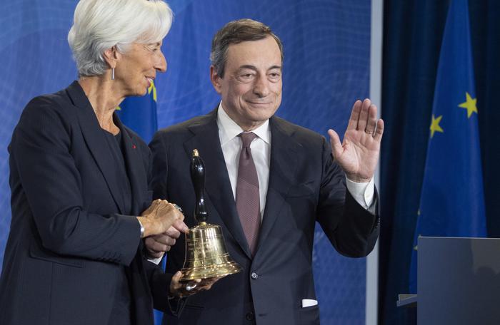 Banca centrale europea, Draghi lascia il testimone a Lagarde