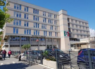 Tribunale e Procura Palazzo di giustizia Crotone